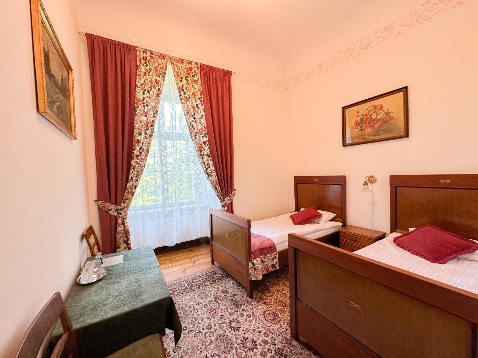 Hotel Edoles Pils Habitación foto